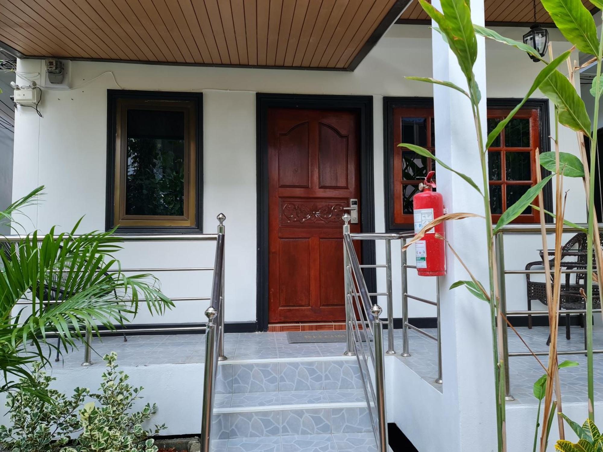 Momento Bangtao Beach Bang Tao Beach  Exterior photo
