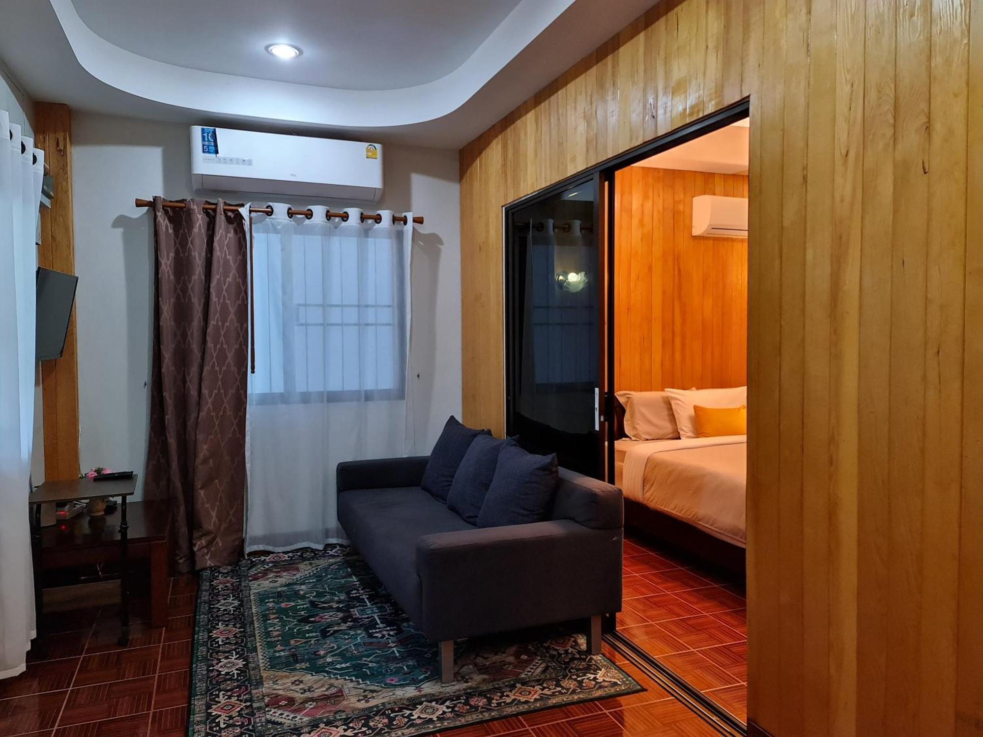 Momento Bangtao Beach Bang Tao Beach  Exterior photo